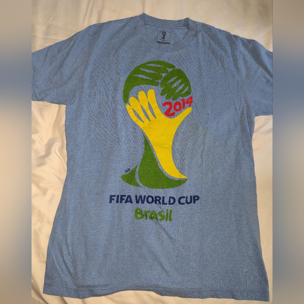 Men's Medium 2014 Fifa World‎ Cup Blue Graphic Short Sleeve T-Shirt